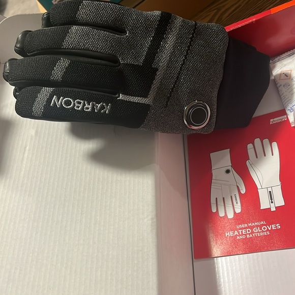 Karbon heated sports gloves with leather palm - Picture 4 of 10